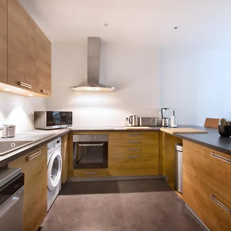 Apartment Le Rhone Haussmannien, Luxueux Spacieux Et Raffine Au Coeur De 6e Vue Rhone