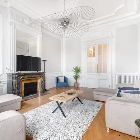 Le Rhone Haussmannien, Luxueux Spacieux Et Raffine Au Coeur De 6e Vue Rhone Apartment