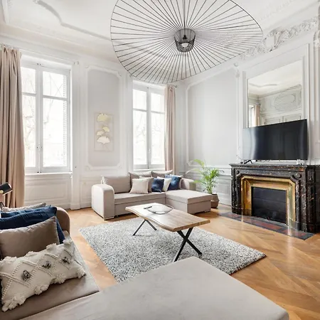 Le Rhone Haussmannien, Luxueux Spacieux Et Raffine Au Coeur De 6e Vue Rhone Apartment *