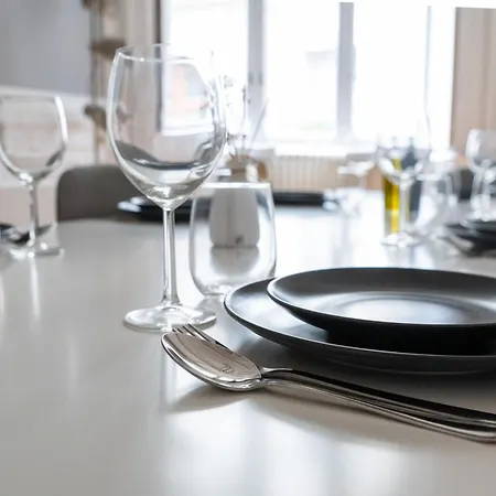 Apartment Le Rhone Haussmannien, Luxueux Spacieux Et Raffine Au Coeur De 6e Vue Rhone *