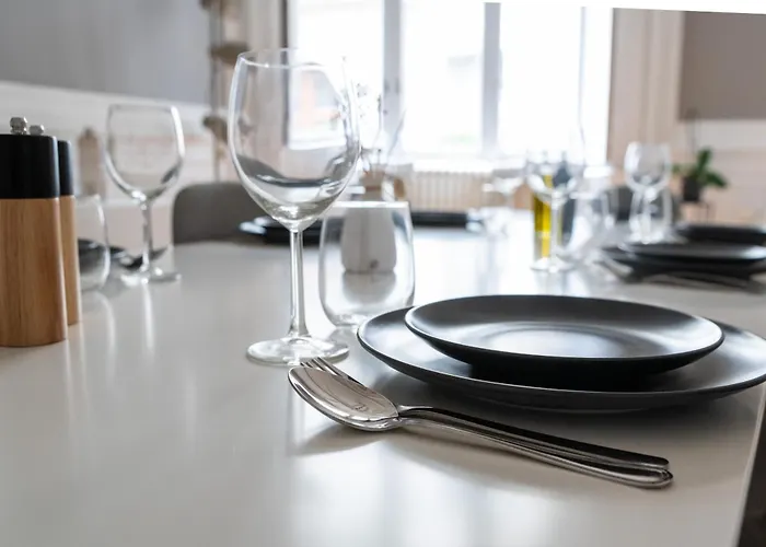 Apartament Le Rhone Haussmannien, Luxueux Spacieux Et Raffine Au Coeur De 6e Vue Rhone *