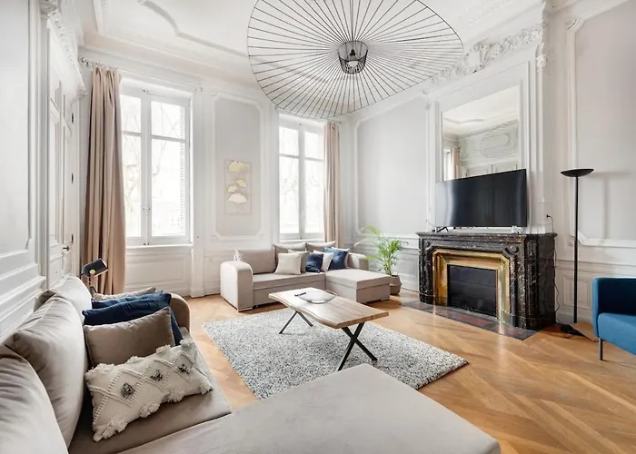 Le Rhone Haussmannien, Luxueux Spacieux Et Raffine Au Coeur De 6e Vue Rhone Apartament Lyon